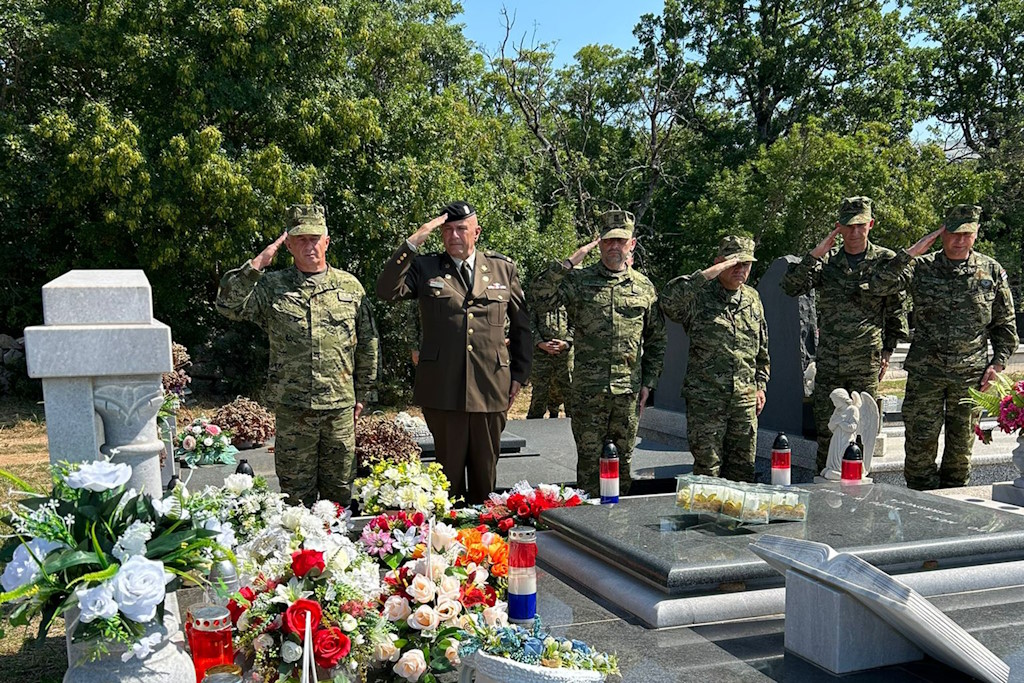 Marking the anniversaries of the plight of deminers Vladimir Vincel and Marko Odžak with prayers and remembrance of courage