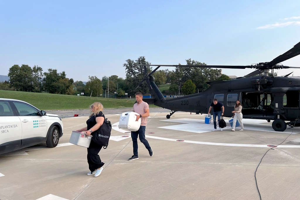 Awaryjny lot medyczny helikopterem Black Hawk: transport serca do przeszczepu z Zadaru do KBC Dubrava w Zagrzebiu