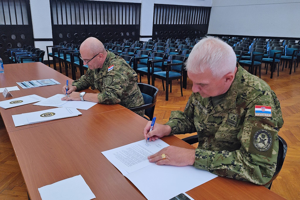 Brigadier Dražen Batrnek took over the command for training and doctrine "Fran Krsto Frankopan" in Osijek on August 6, 2024, ensuring continuity