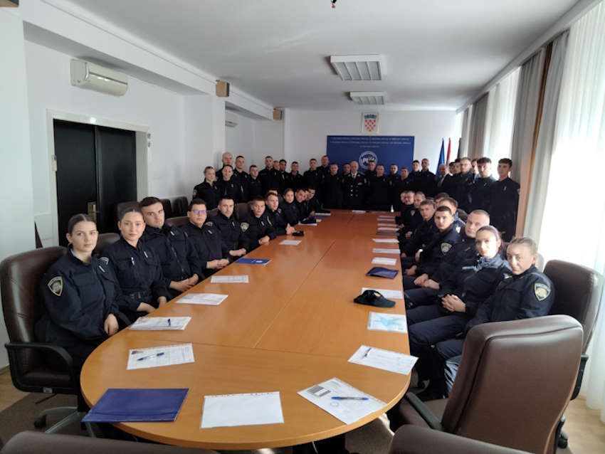 Zagreb Police Department - a new beginning and challenges for young police officers in 2024: How to preserve the safety and trust of citizens