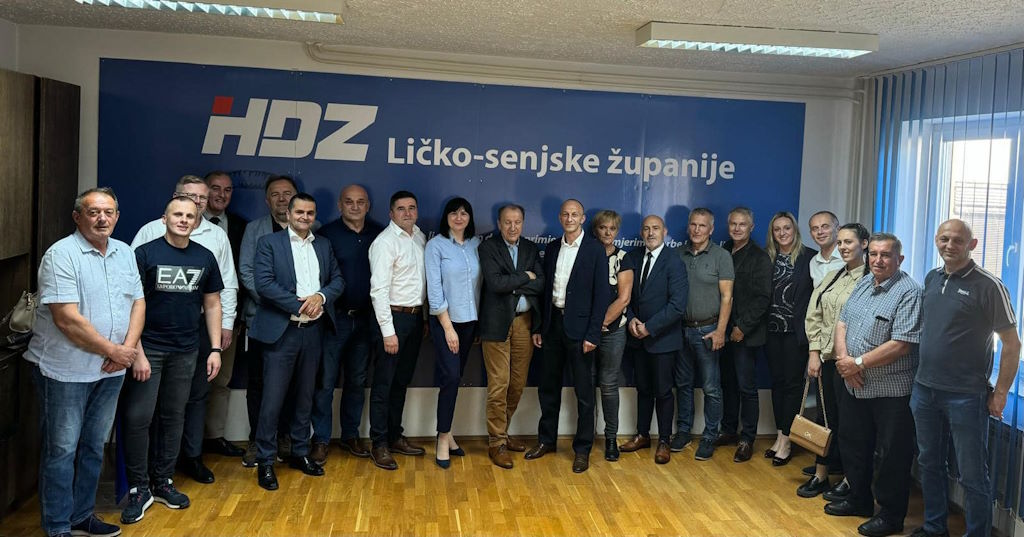 HDZ ličko-senjske županije pruža snažnu potporu kandidaturi Jose Vrkljana i Kristine Prša za EU izbore | Karlobag.eu