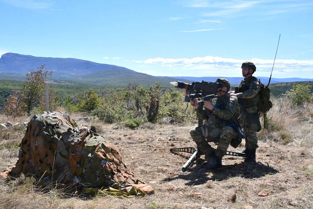 Gardemechanisierte Brigade zeigt ihre Einsatzbereitschaft bei der Übung entschlossener Einsatz 24 auf dem militärischen Übungsplatz bei Knin vom 9. bis 11. September 2024 mit über 250 Soldaten und 59 Fahrzeugen